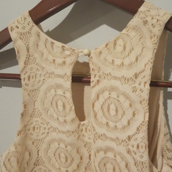Lace Swing Top - Picture 3 of 6